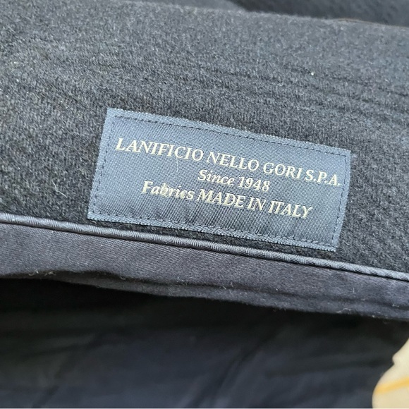 Cool and Classic Navy Wool Peacoat by Gap - Recycled Italian Wool NWT XS - Picture 4 of 9